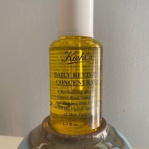 Kiehl’s daily reviving concentrate